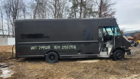 Picture of 2010-freightliner-mt55-chassis-truck-delivery